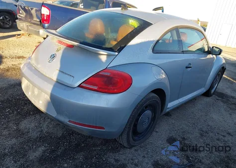 2015 Volkswagen Beetle 1.8T Classic из США, поврежденный, VIN 3VWF17AT9FM651994